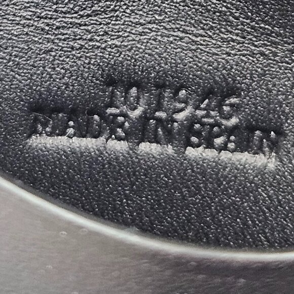 Loewe  Heel Pouch Mini Shoulder Bag - Picture 4 of 17